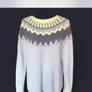 White Stag Gray and Cream Patterned Sweater